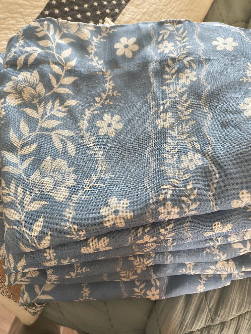 Dusty Blue Floral Window Curtains (Pack of 8)